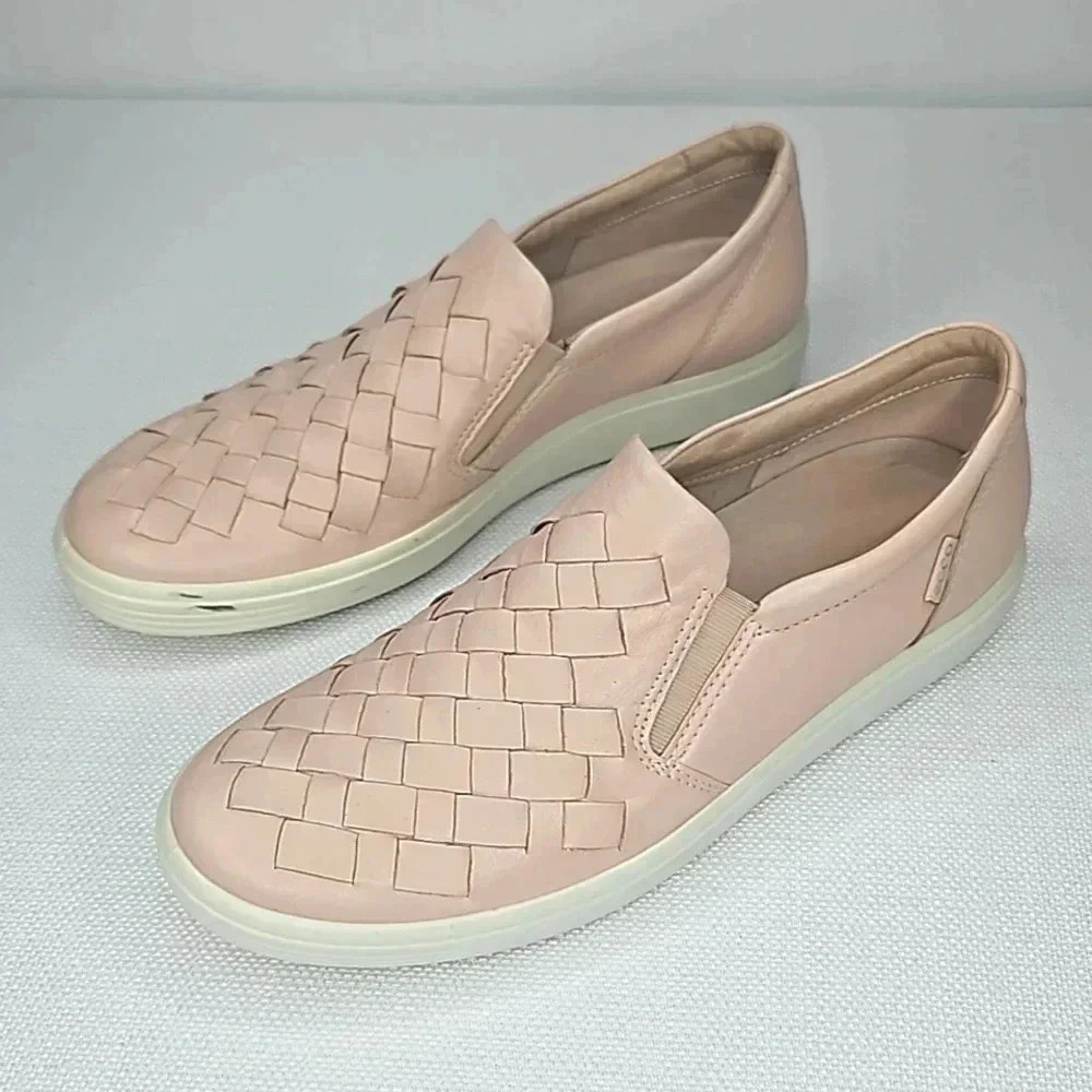 Ecco Women's Blush Pink Leather Woven Slip-on Sneaker Size 9